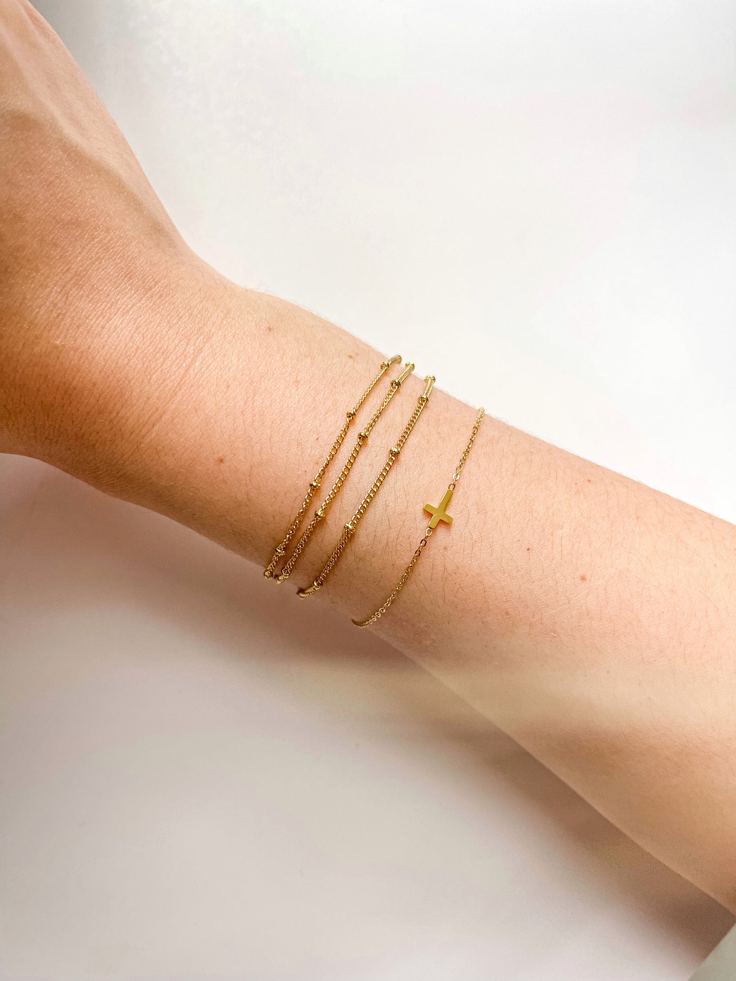 Dainty Cross Bracelet